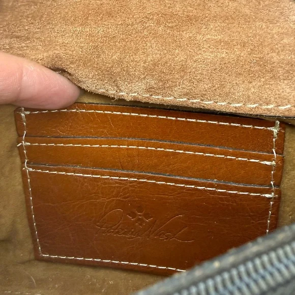 Patricia Nash Torri Leather Crossbody Bag - Picture 10 of 11